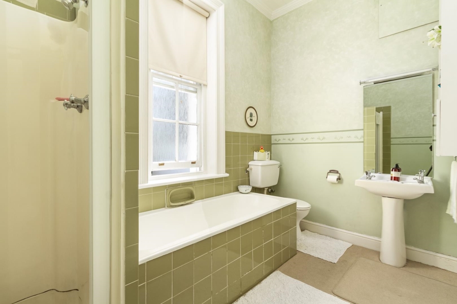 4 Bedroom Property for Sale in Bantry Bay Western Cape